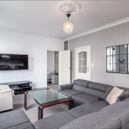 Apartment I Sentrum - 3 Soverom Alesund
